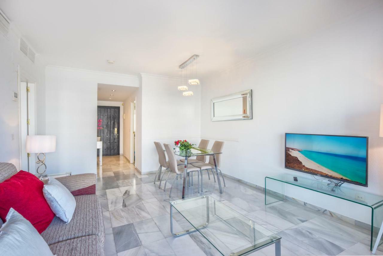 Ferienwohnung Jardines Del Puerto Marbella Exterior foto
